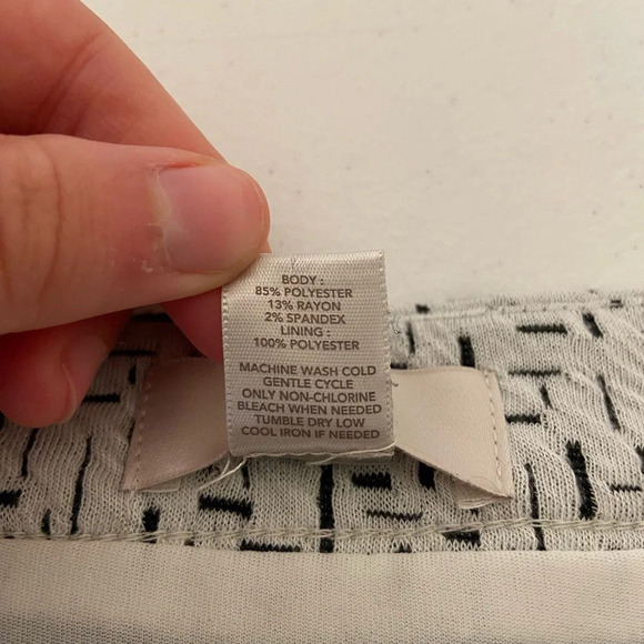 EUC | LOFT women’s stretch material miniskirt — size 8 - Picture 7 of 7